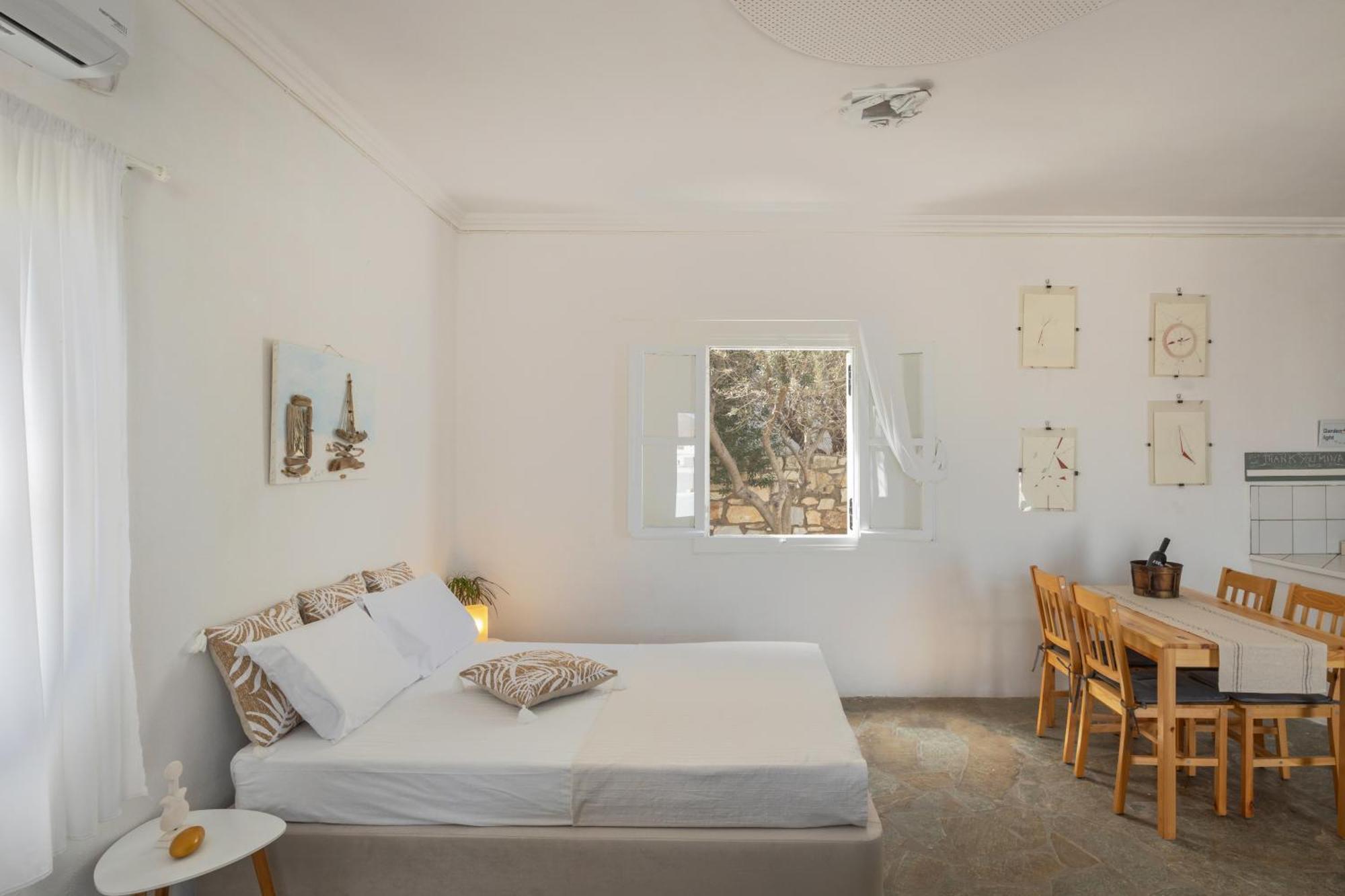 נאוסה Studio Home חדר תמונה