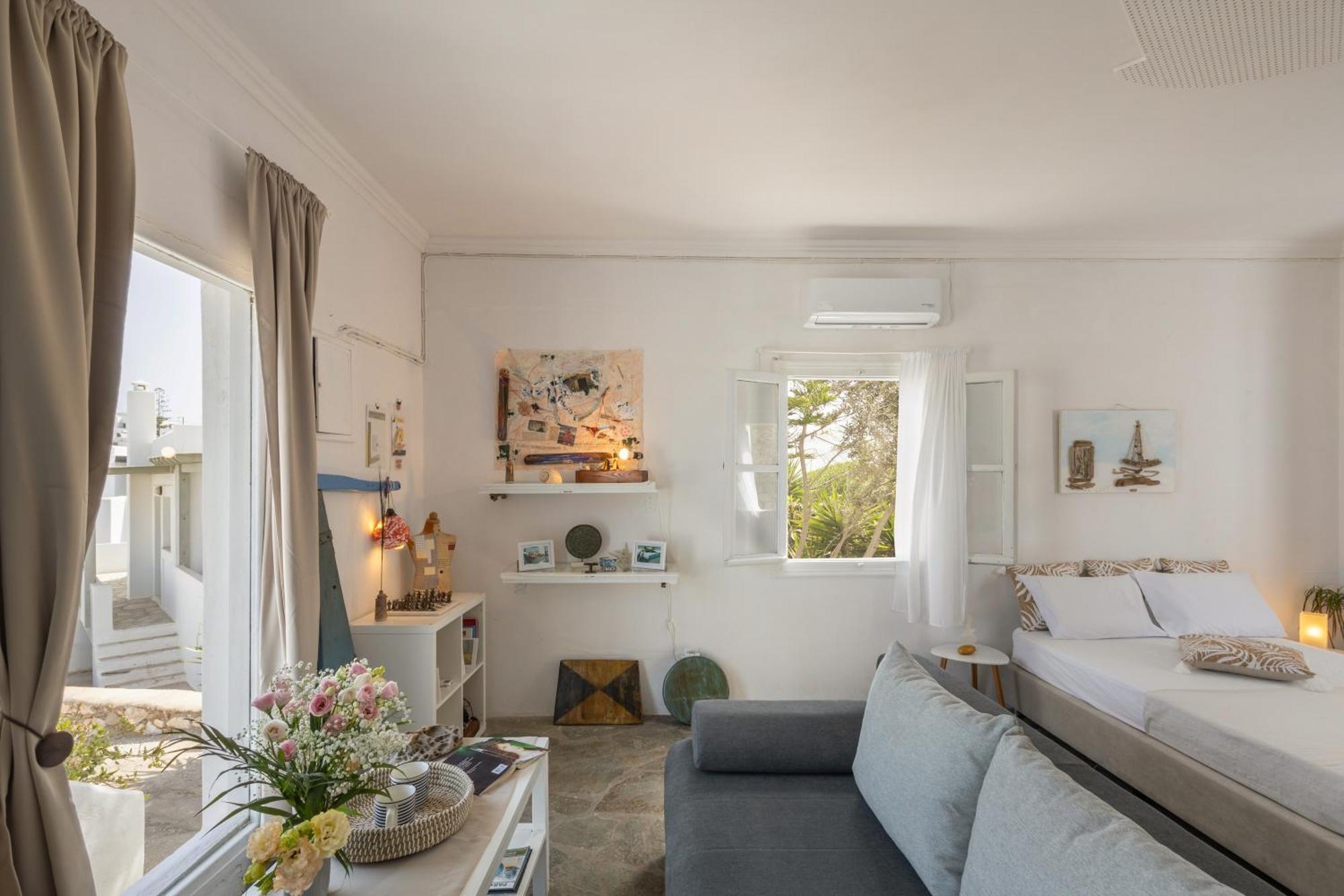 נאוסה Studio Home חדר תמונה